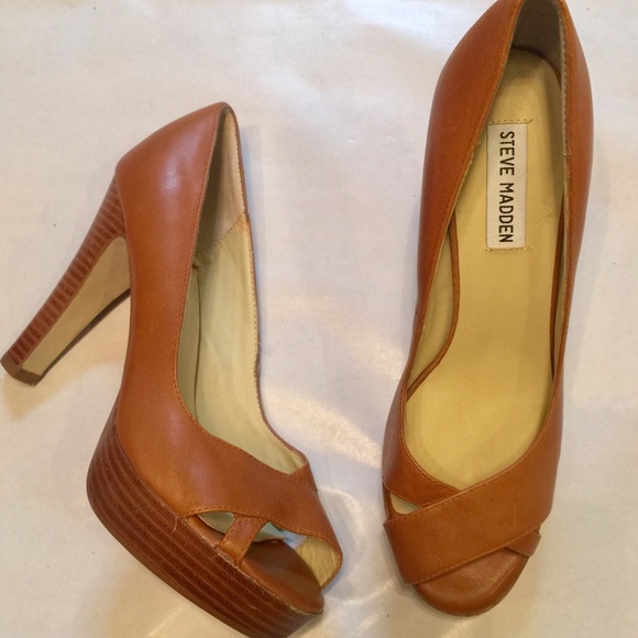 Steve Madden Shoes - Steve Madden shoes pumps heels
